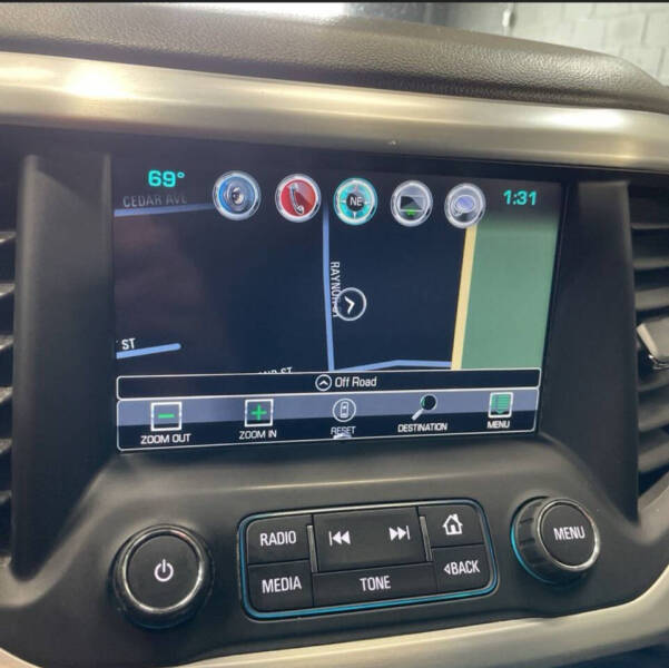 2017 GMC Acadia SLT-1