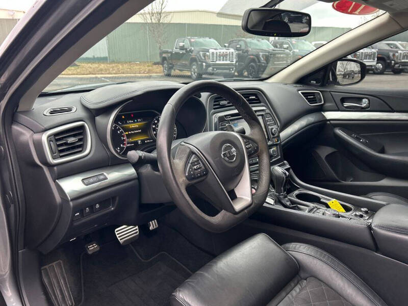 2017 Nissan Maxima 3.5 SR