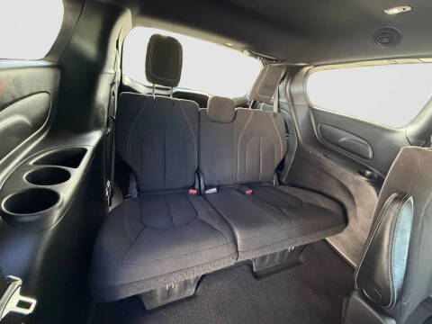 2021 Chrysler Pacifica Touring