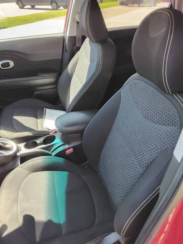 2014 Kia Soul +