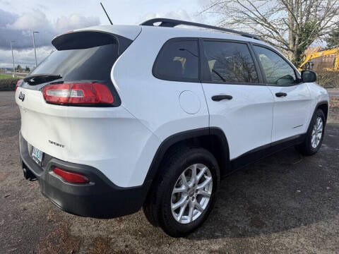 2017 Jeep Cherokee Sport