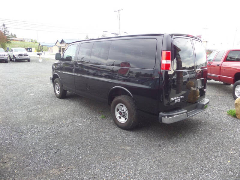 2025 GMC Savana LT 2500