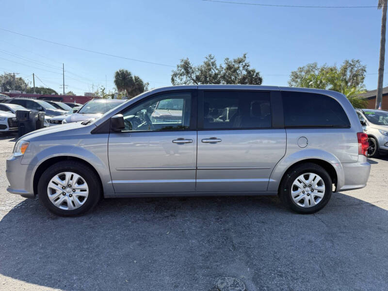 2015 Dodge Grand Caravan SE