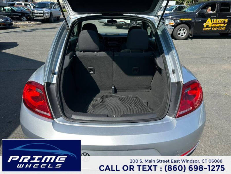 2013 Volkswagen Beetle 2.5L Entry