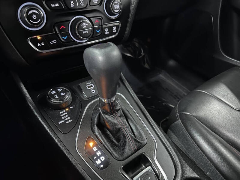 2021 Jeep Cherokee Trailhawk