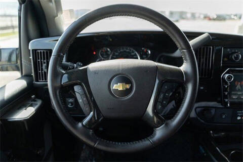 2021 Chevrolet Express 2500