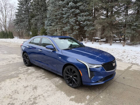 2023 Cadillac CT4 Luxury