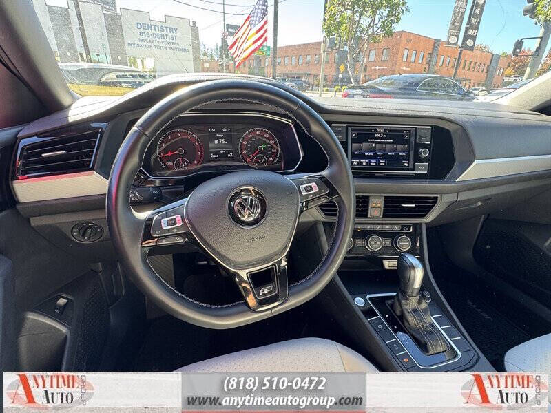 2020 Volkswagen Jetta R-Line