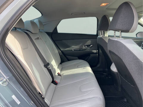 2023 Hyundai Elantra Hybrid Limited