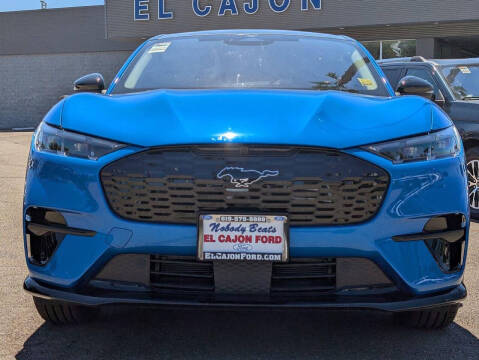 2025 Ford Mustang Mach-E Premium