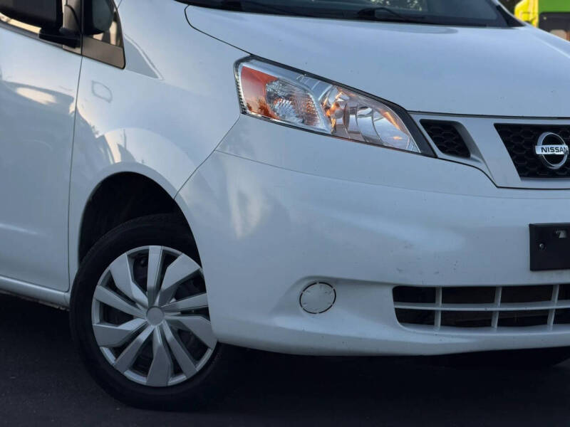 2020 Nissan NV200