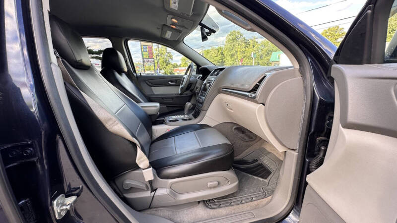 2016 GMC Acadia SLE-2
