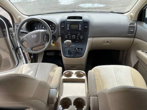 2012 Kia Sedona LX