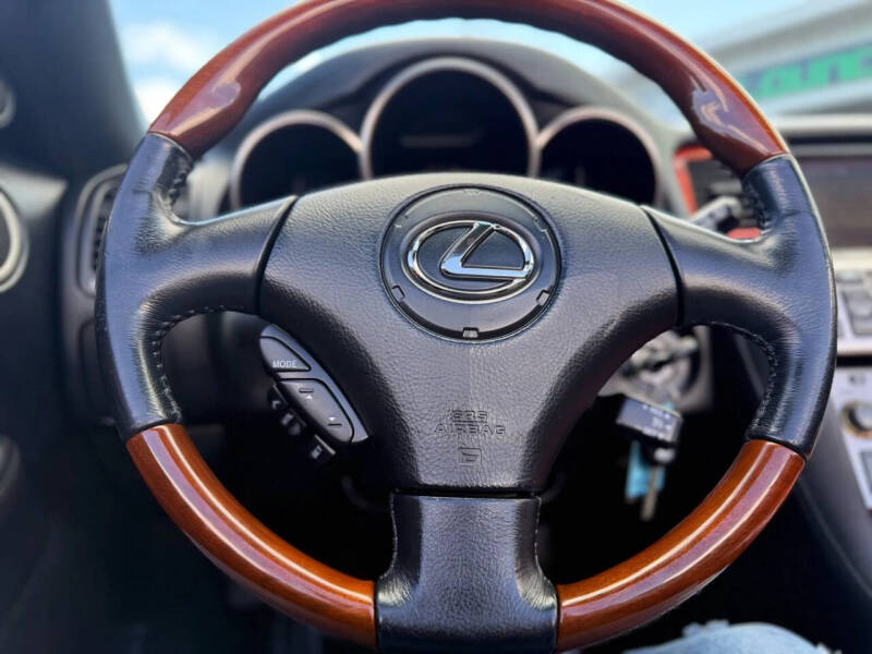 2006 Lexus SC 430
