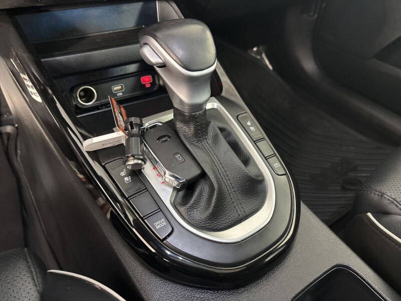 2022 Kia Forte GT Line