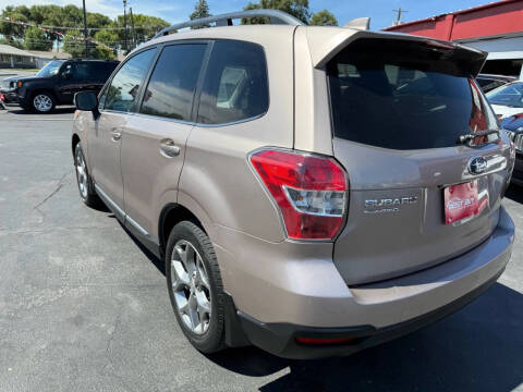 2016 Subaru Forester 2.5i Touring