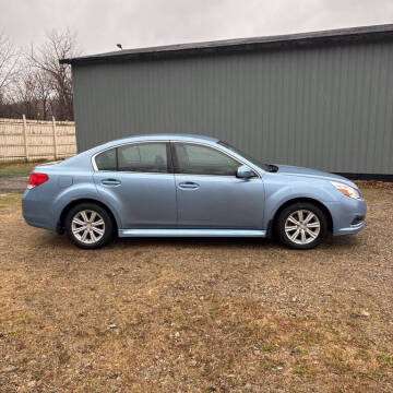 2010 Subaru Legacy 2.5i Premium
