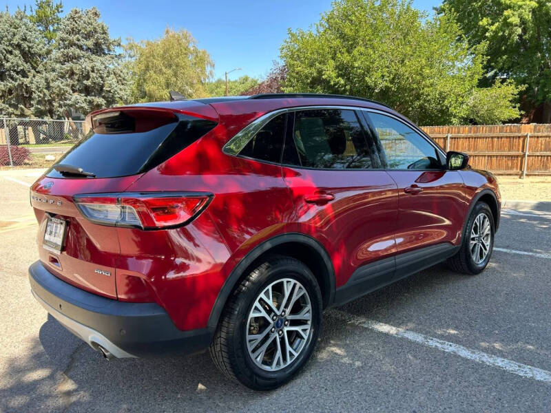 2021 Ford Escape SEL