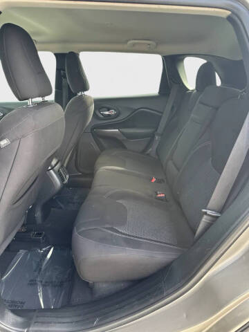 2019 Jeep Cherokee Latitude