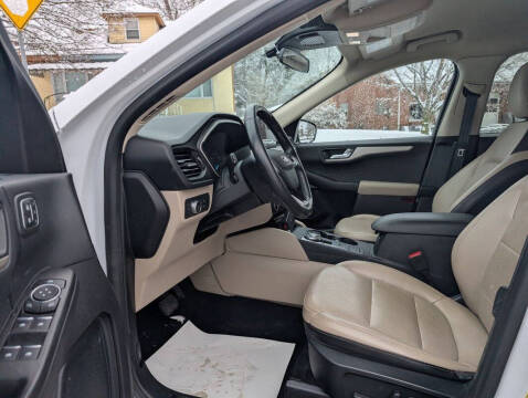 2020 Ford Escape SEL