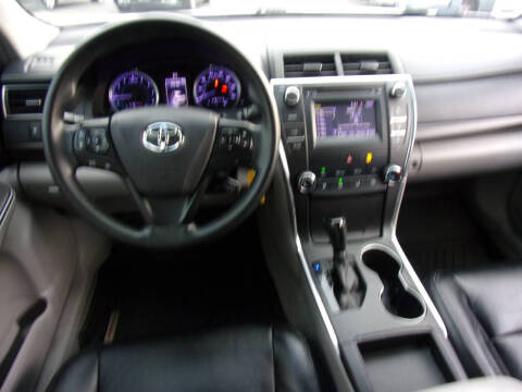 2017 Toyota Camry LE