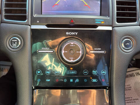 2019 Ford Taurus Limited