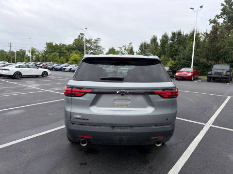 2023 Chevrolet Traverse LT Cloth