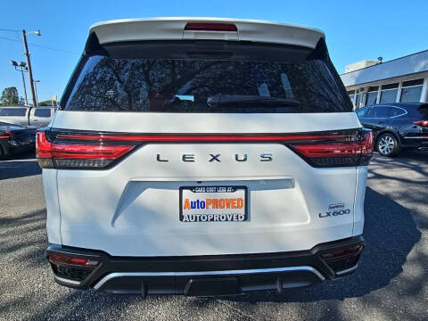 2022 Lexus LX 600 F SPORT Handling