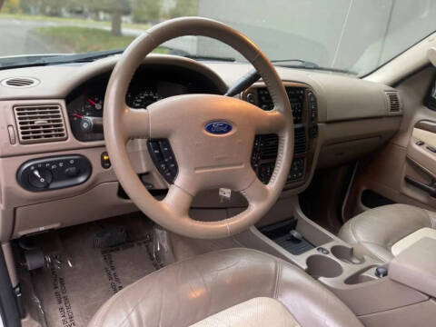 2004 Ford Explorer Eddie Bauer