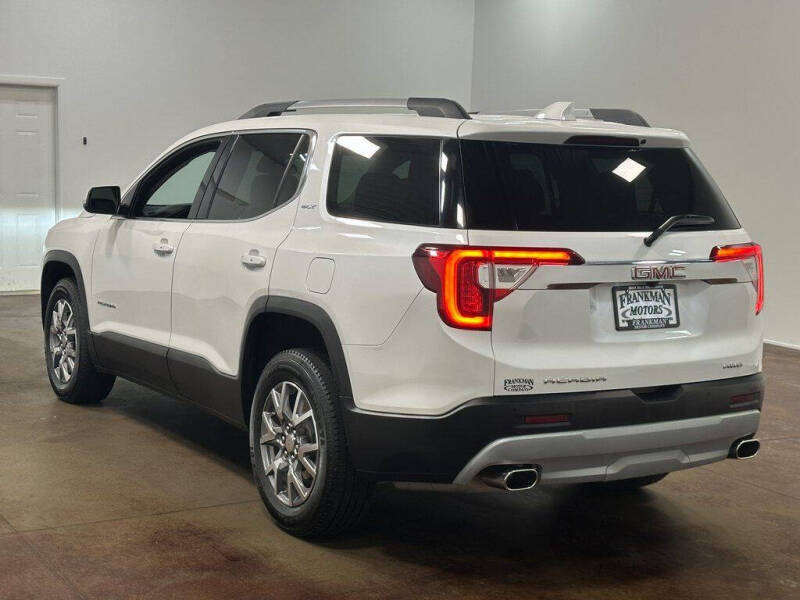 2021 GMC Acadia SLT