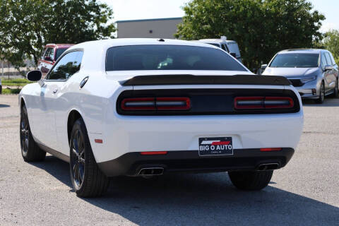 2022 Dodge Challenger SXT