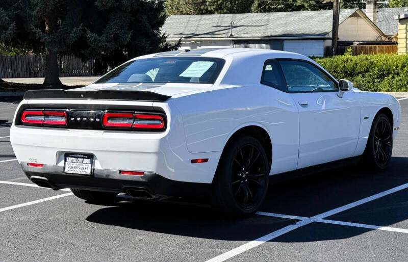 2017 Dodge Challenger