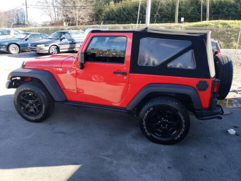 2013 Jeep Wrangler for sale at Green Tree Motors in Elizabethton TN