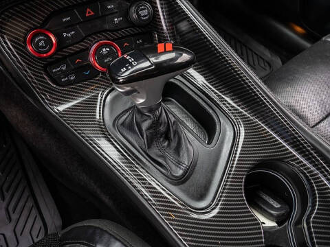 2015 Dodge Challenger SXT Plus