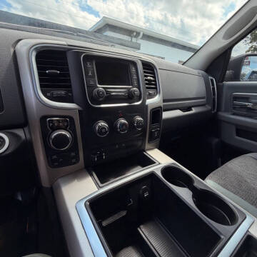 2014 RAM 1500 SLT