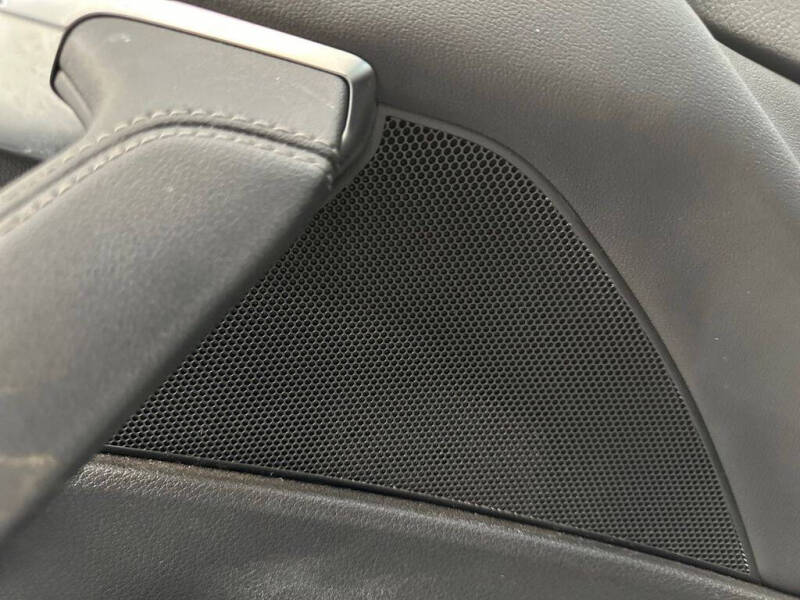 2021 Audi e-tron quattro Premium