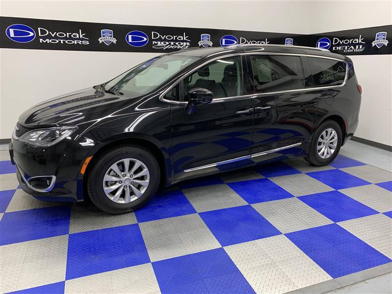 2019 Chrysler Pacifica Touring L