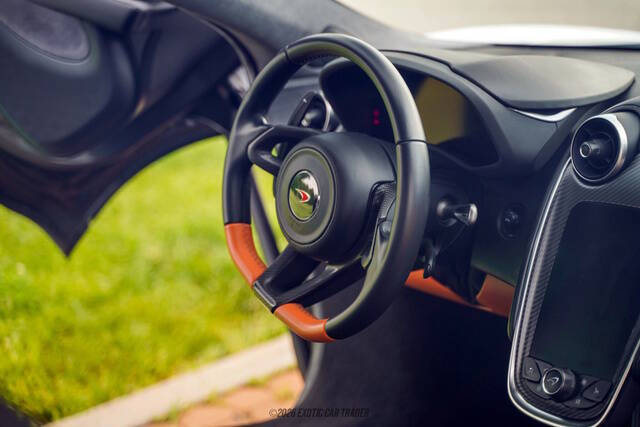 2017 McLaren 570S