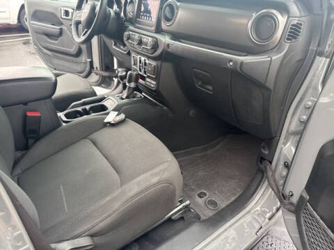 2023 Jeep Gladiator Sport