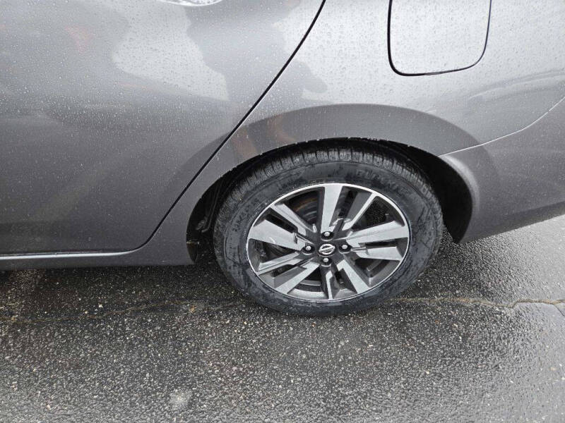 2021 Nissan Versa SV