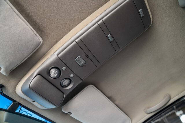 1995 Chevrolet Tahoe 32