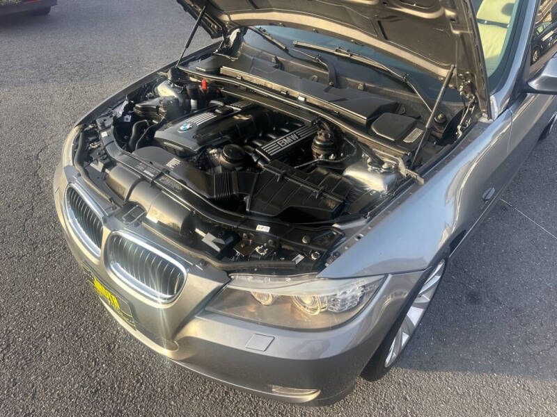 2011 BMW 3 Series 328i xDrive