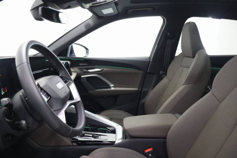 2025 Audi Q5 quattro Premium Plus TFSI