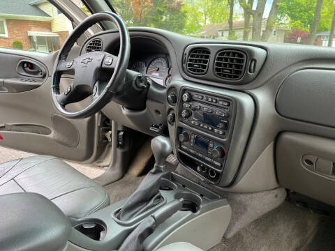 2003 Chevrolet TrailBlazer LTZ