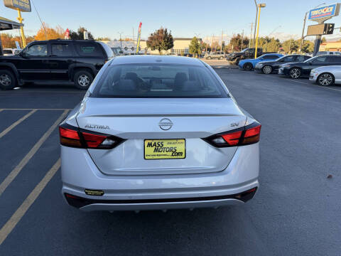 2023 Nissan Altima 2.5 SV