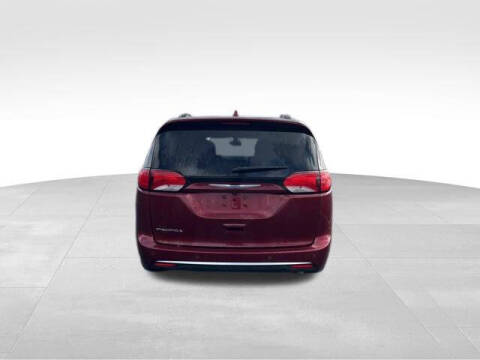 2018 Chrysler Pacifica Touring L Plus