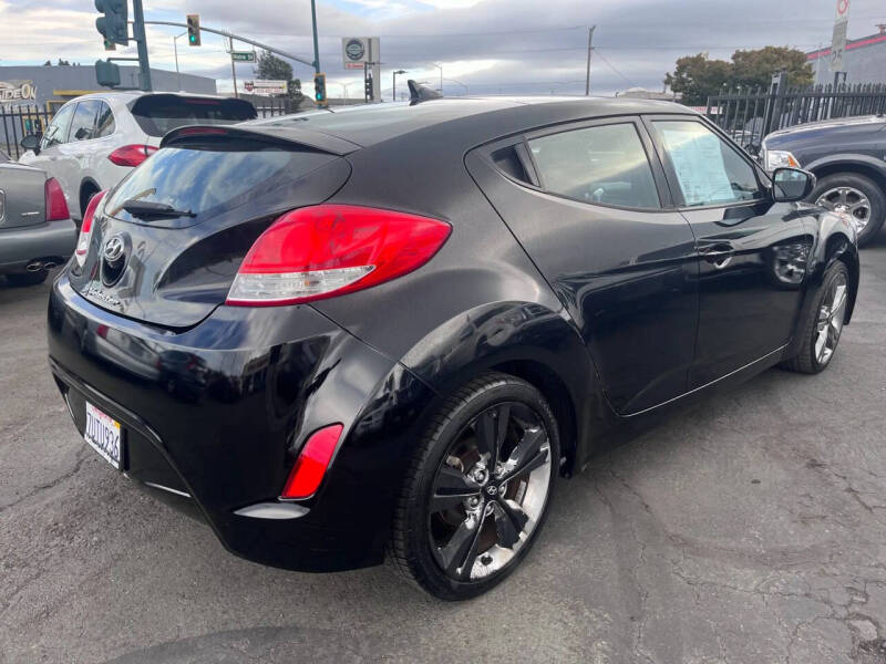 2016 Hyundai Veloster
