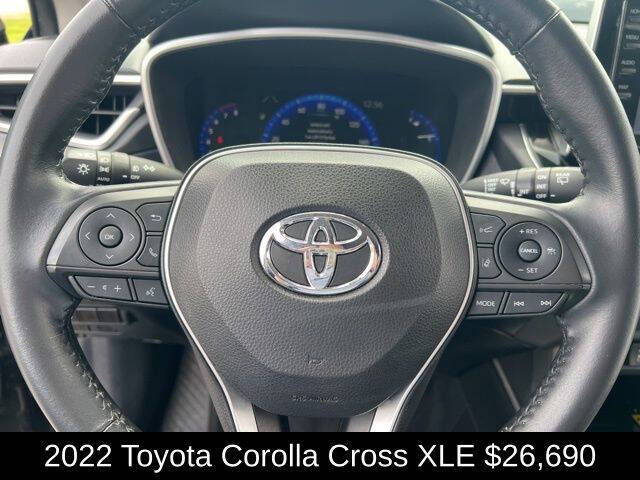 2022 Toyota Corolla Cross XLE