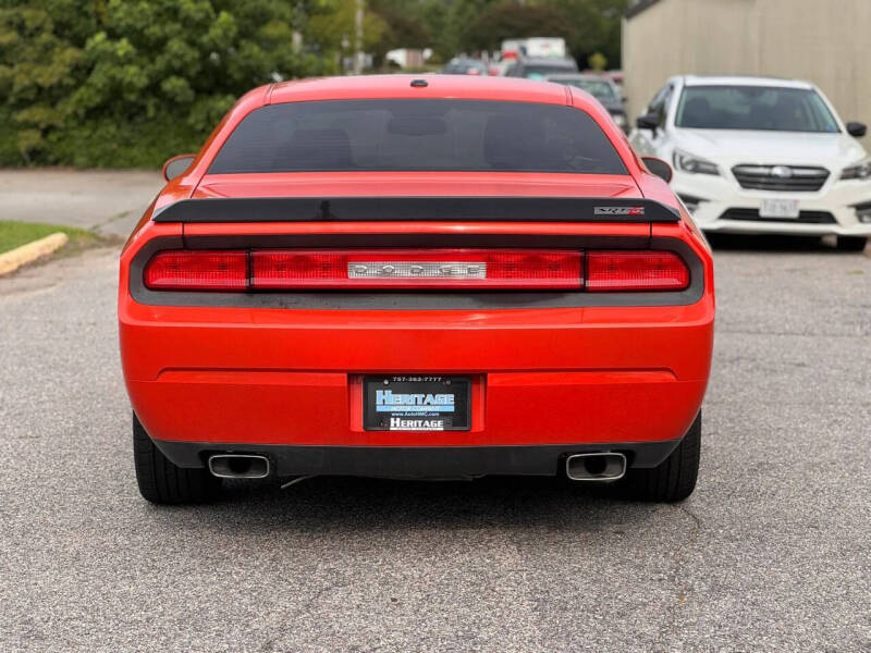 2010 Dodge Challenger SRT8