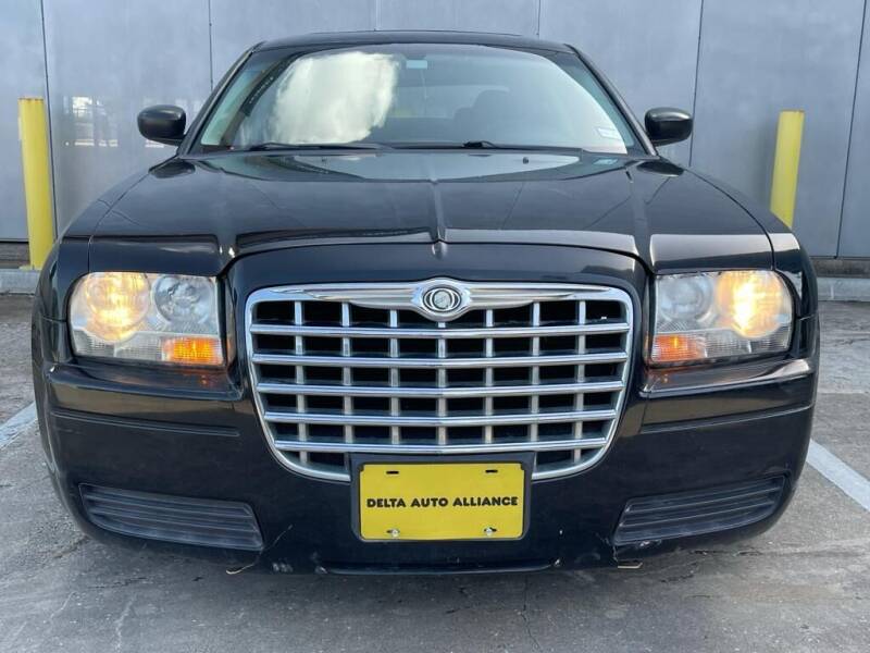 2009 Chrysler 300 for sale at Auto Alliance in Houston TX